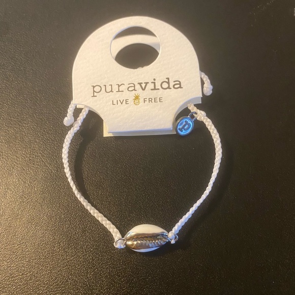NEW - PURA VITA COSTA COWRIE SILVER BRACELET. Color: White. BUNDLE TO SAVE!! - Picture 12 of 12